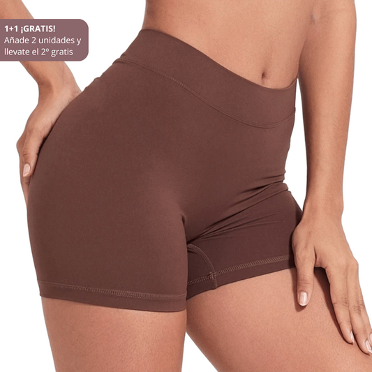 Shorts con espalda en V